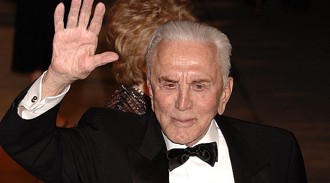 Kirk Douglas hayatını kaybetti