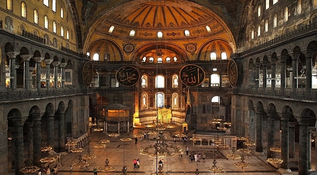 Ayasofya'nın İşletmecisinin Durumu Ne Olacak?