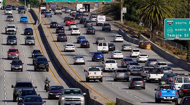 California'da Benzinli ve Dizel araçları Kaldırıyor