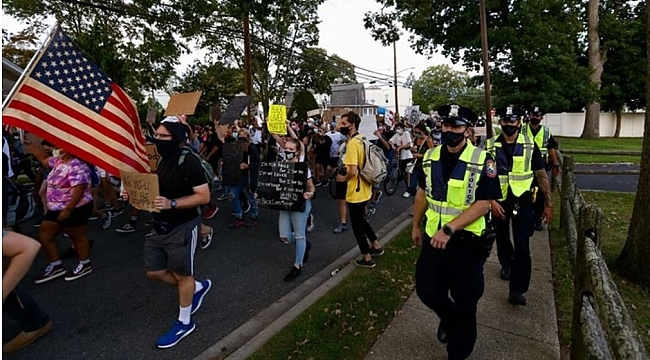 Kenosha Kentinde 252 Gösterici Tutuklandı 