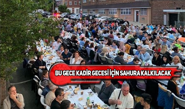 NJ Bergen Camii'nde Kadir Gecesi Sokak İftarı