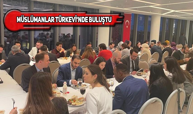 NY Türkevi'nde Yabancı Öğrencilere İftar