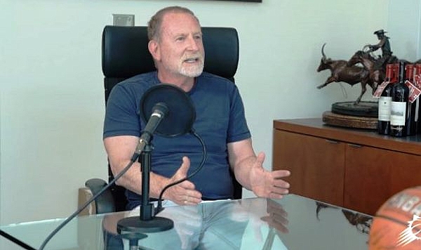 Robert Sarver, Phoenix'i Satışa Çıkardı!