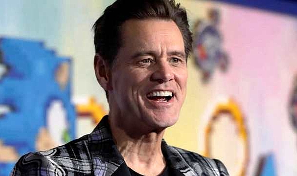 Rusya Jim Carrey'i Listeye Aldı