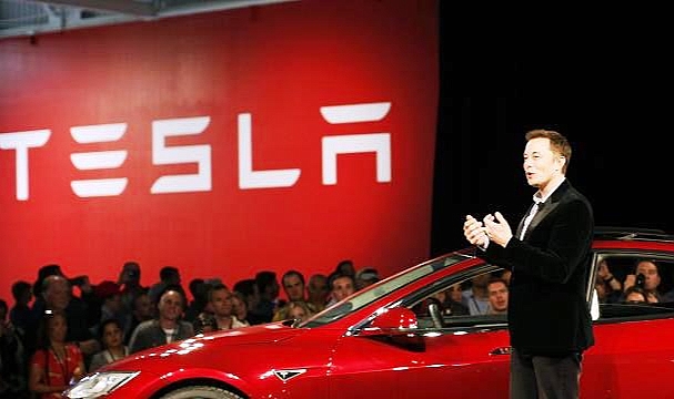 Musk'ın Anketi Sonrasında Tesla Hisseleri Yükseldi