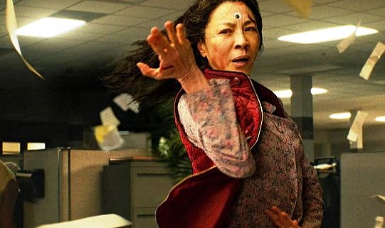 TIME, Yılın İkonu'nu Duyurdu: Michelle Yeoh