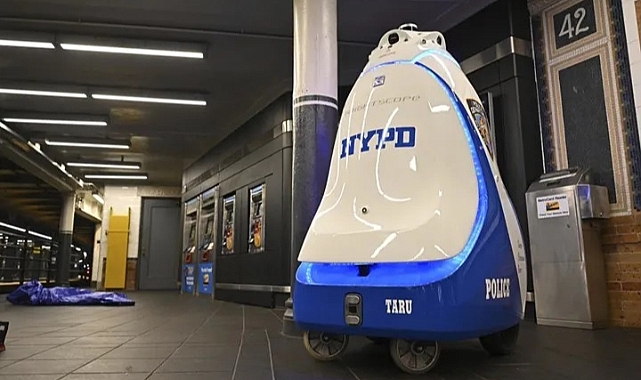 New York metrosunda çalışan robot işten çıkarıldı