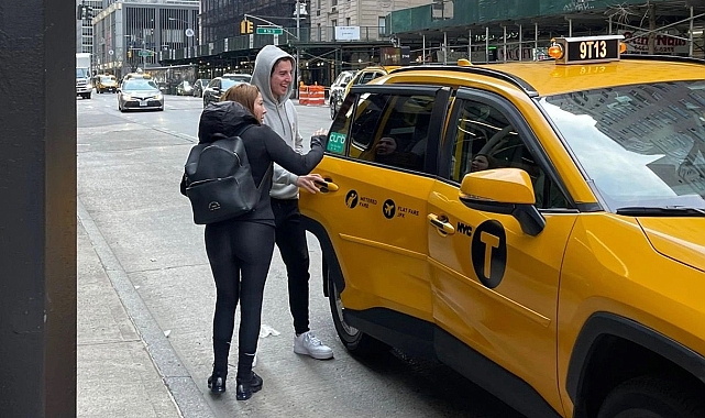 Kaçak anne ve oğlu Timur Cihantimur, New York'ta ortaya çıktı