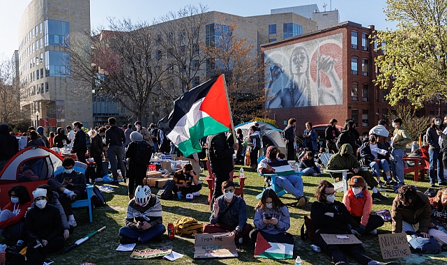 Harvard Üniversitesi'nde Filistin Protestoları Son Buldu: Öğrenciler Yönetimle Anlaştı!