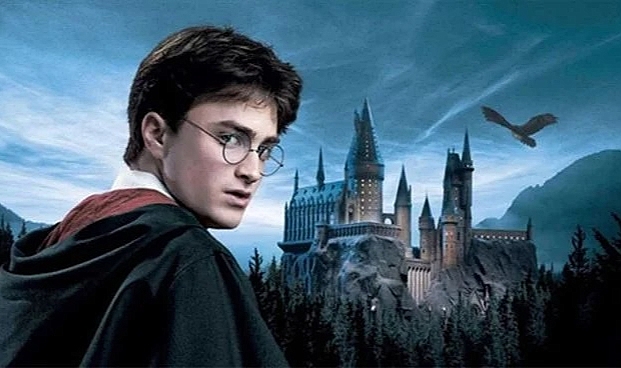 Harry Potter Tarihinin En Değerli Eseri:1,9 Milyon Dolara Satıldı!