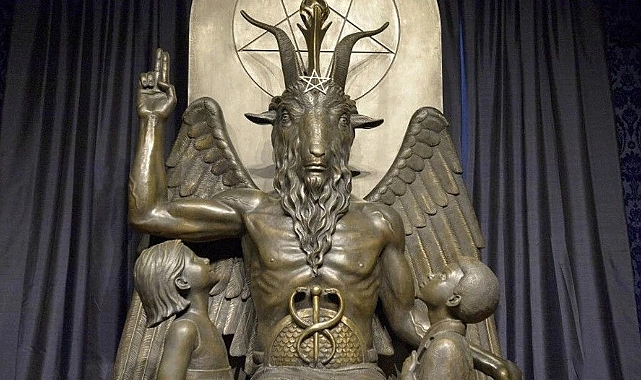 Florida Valisinin Yasağına Rağmen Satanistler Okullarda