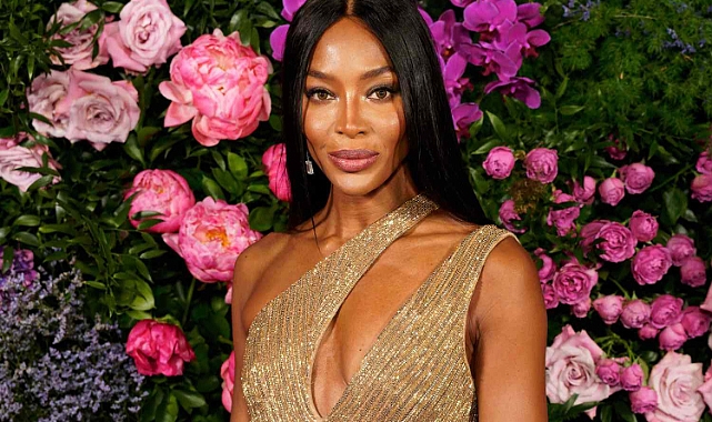 Efsanevi Model Naomi Campbell, Bodrum'un Tadını Çıkartıyor!