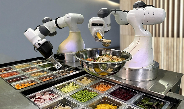 Ünlü Fast Food Zincir Chipotle'de Robot Şef Devrimi